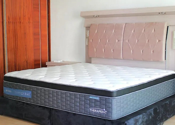 3 Recamaras, 4 Camas, 2 Baños, Estacionamiento Apartamento
